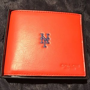 🆕 NWT Mets Coach Wallet